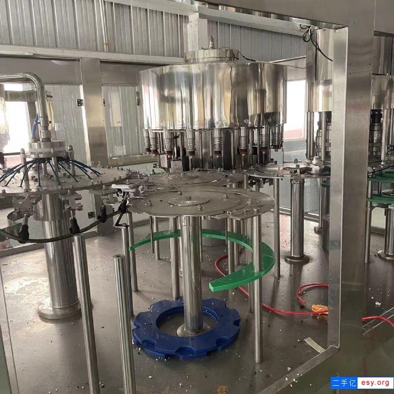 現(xiàn)貨供應(yīng)二手全自動灌裝機 PET小瓶水 果汁 碳酸飲料灌裝機 型號齊全