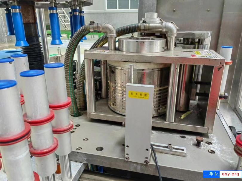 出售二手熱熔膠貼標機 礦泉水 蘇打水高速熱熔膠貼標機