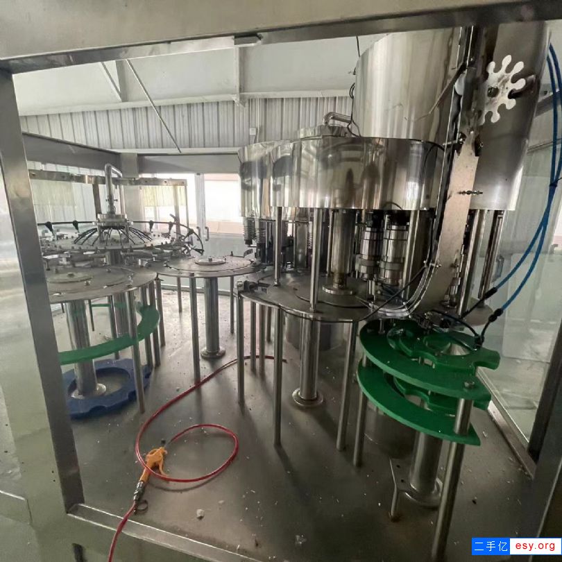 現(xiàn)貨供應(yīng)二手全自動灌裝機 PET小瓶水 果汁 碳酸飲料灌裝機 型號齊全