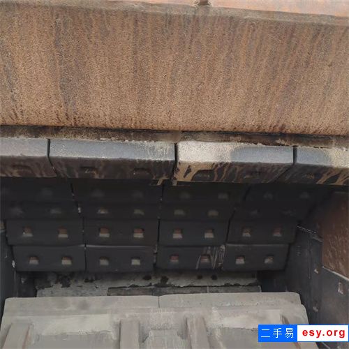 出售上海路橋1315反擊式破碎機