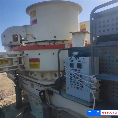 出售二手紅星雙132KW電機(jī)沖擊破,9526沖擊式制砂機(jī)