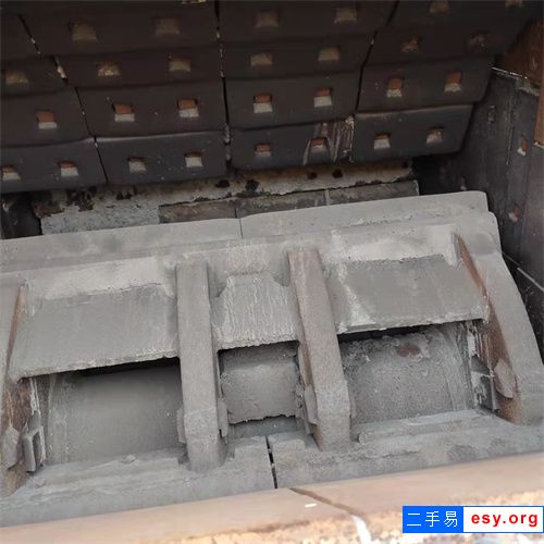 出售上海路橋1315反擊式破碎機