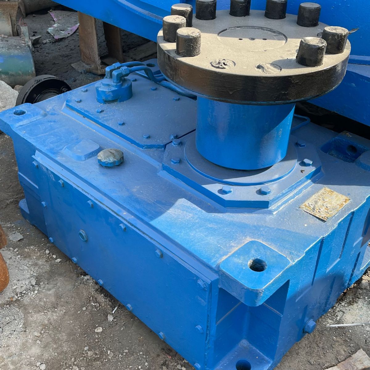 出售二手上海建冶6R4528石灰石雷蒙磨粉機(jī)