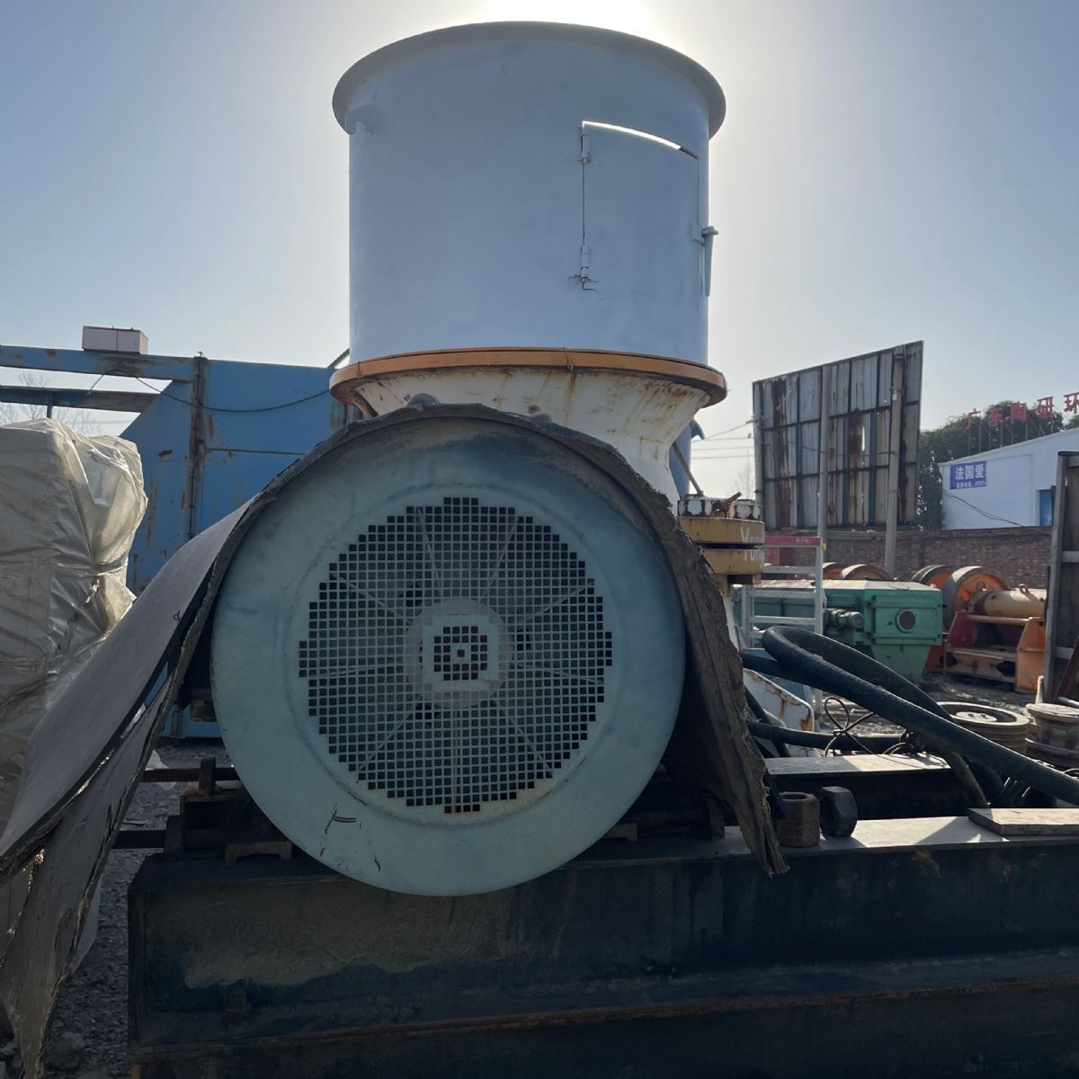 出售二手重威GP100單缸液壓圓錐破碎機