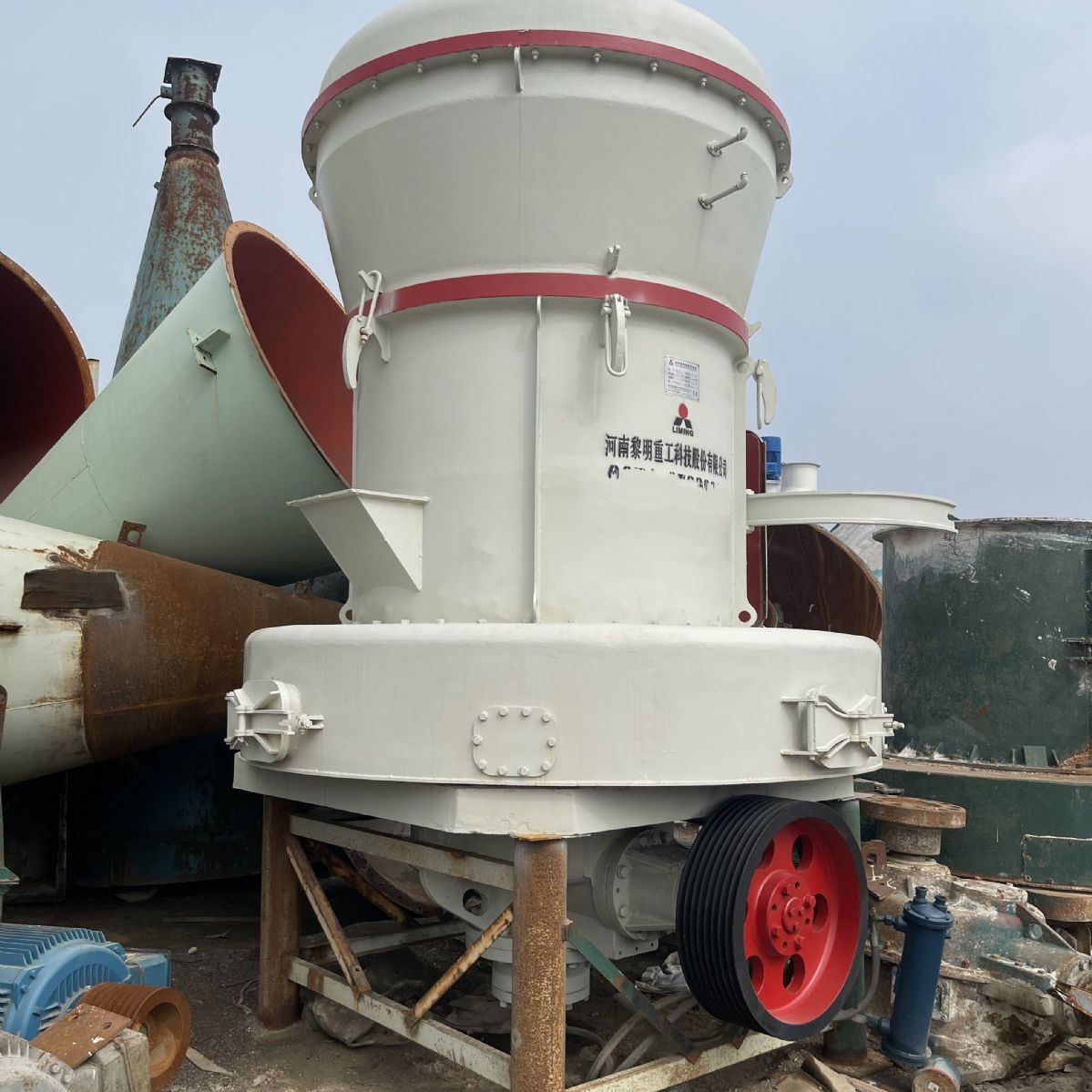 出售二手黎明重工MTW138歐版雷蒙磨粉機(jī)