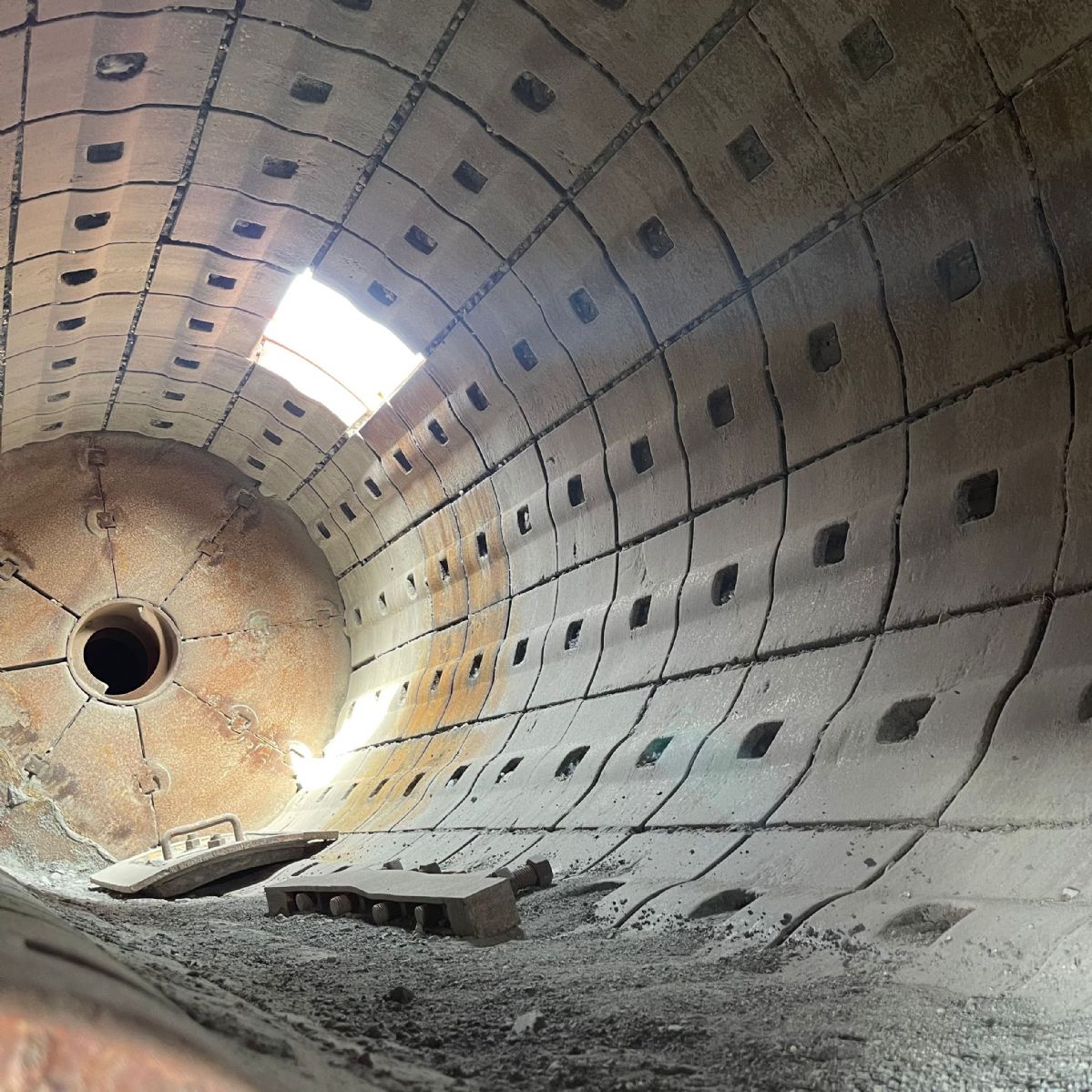 二手九成新1.5x4.5米球磨機 1545型選礦磨機