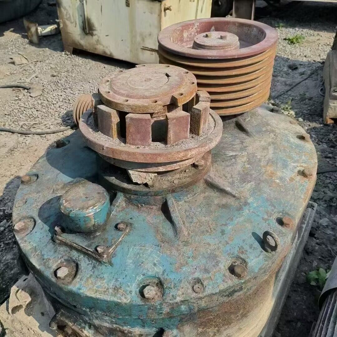 二手九成新上海冶礦4R3220雷蒙磨粉機