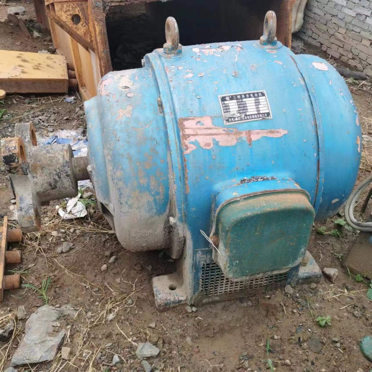 出售二手九成新重睿1200彈簧圓錐破碎機(jī)