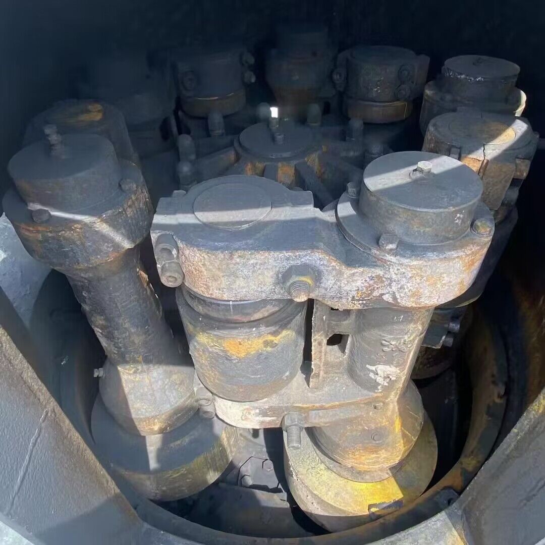 二手桂林鴻程HC1700擺式雷蒙磨粉機(jī)