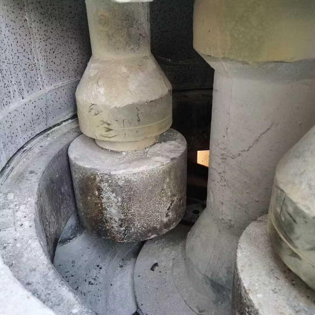 出售二手九成新桂林恒達(dá)4R3220雷蒙磨粉機(jī)