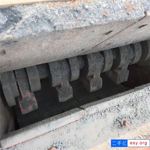 出售二手九五新鼎力1213可逆式雙轉(zhuǎn)子破碎制砂機(jī)