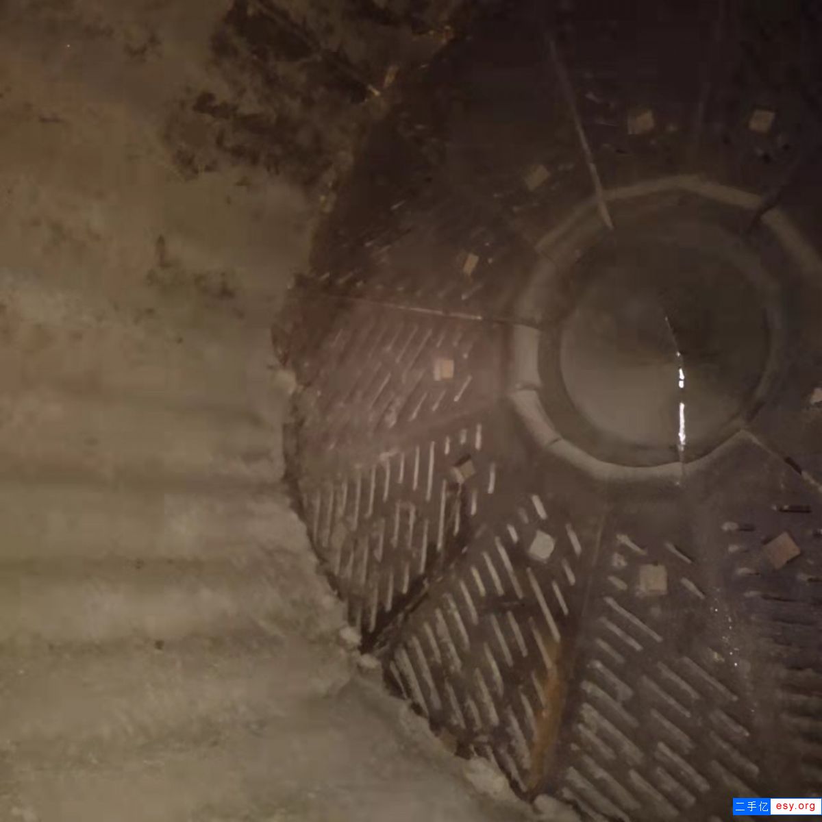 出售二手九成新2.1x3米球磨機 2130礦磨