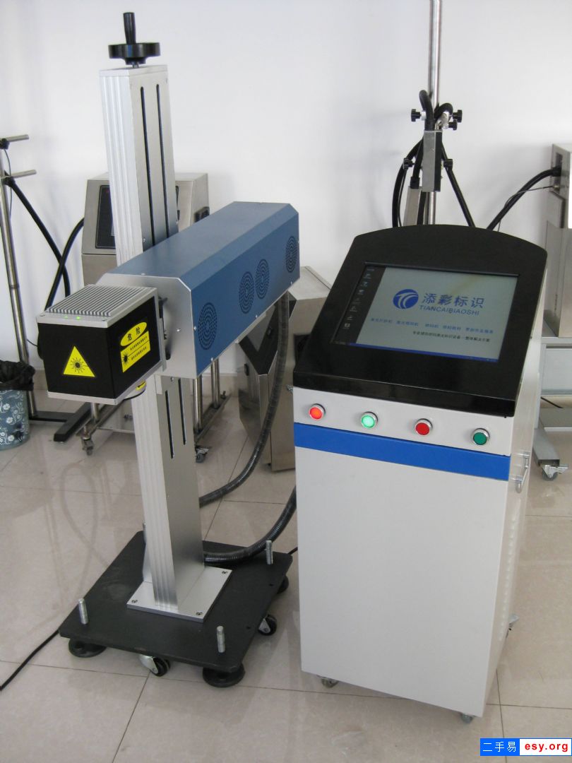 出售二氧化碳、光纖激光打碼機(jī)，可試機(jī)，需要的聯(lián)系了，包郵