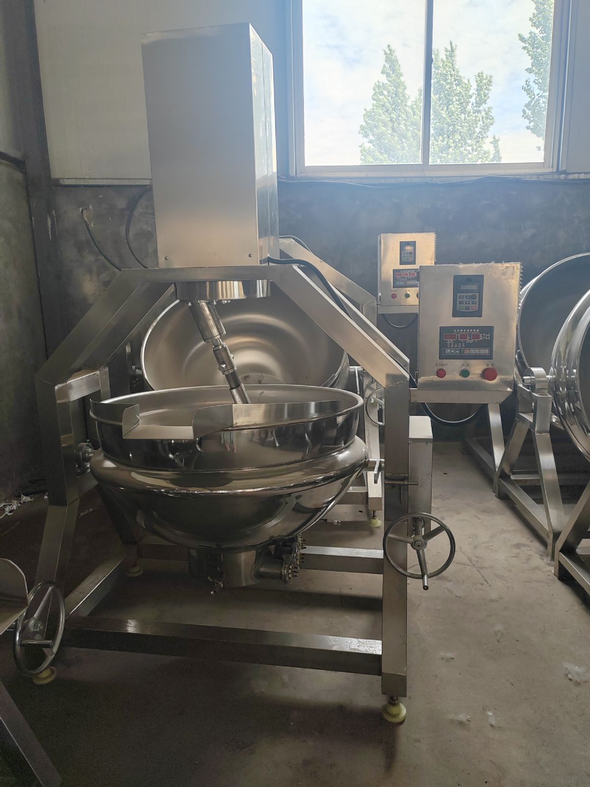 二手多爪行星炒鍋，帶攪拌炒菜機(jī)，清湯底料熬煮鍋。支持定制，現(xiàn)貨批發(fā)！