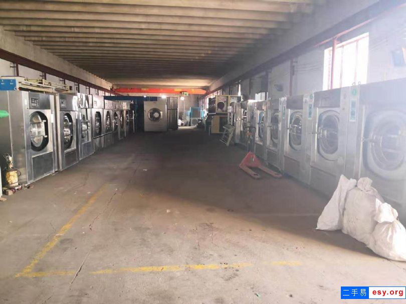 整套二手酒店洗衣*設(shè)備，二手水洗機(jī)百?gòu)?qiáng)五棍燙平機(jī)折疊機(jī)