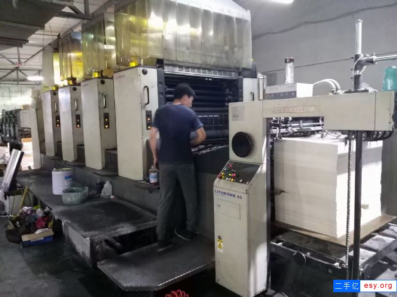 處理二手小森S40-4印刷機(jī)自動清洗橡皮布
