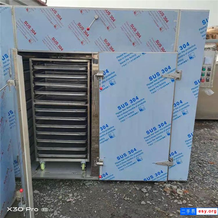 出售二手兩門四車熱風(fēng)循環(huán)烘箱8臺