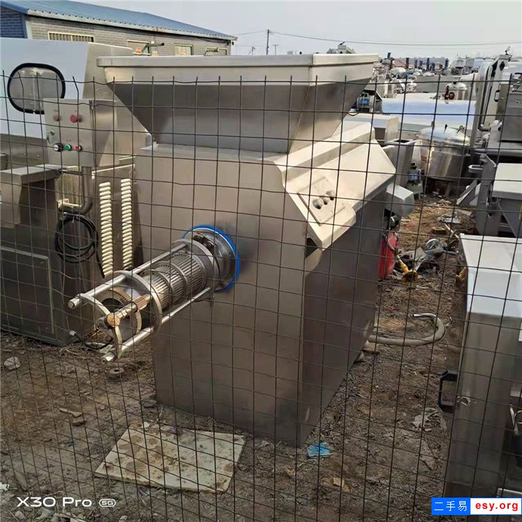 供應(yīng)  九成新二手骨肉分離機(jī)6臺(tái)