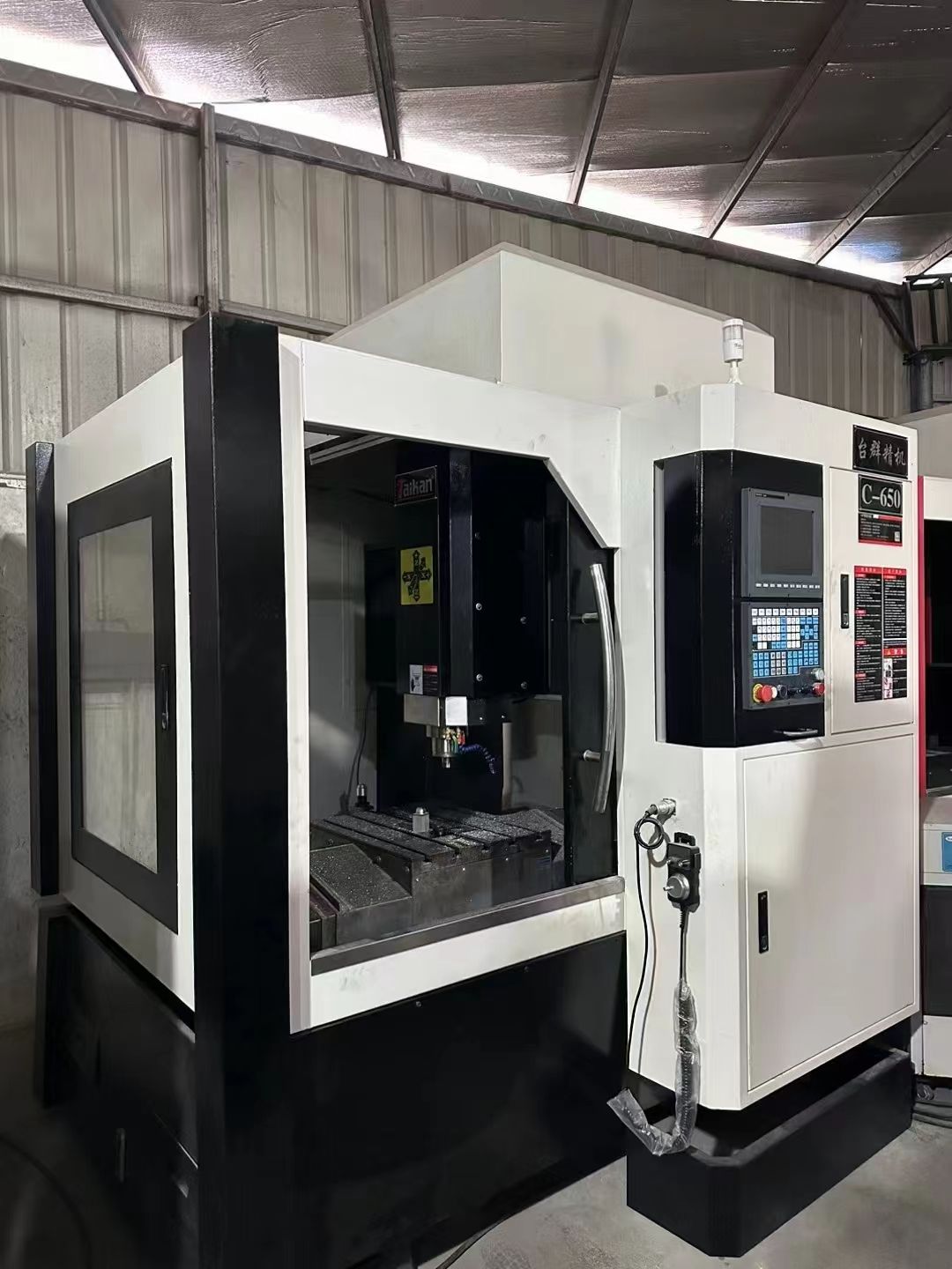 臺群650、新代21ma、ER25主軸、5.5kw、24000轉(zhuǎn)、機況