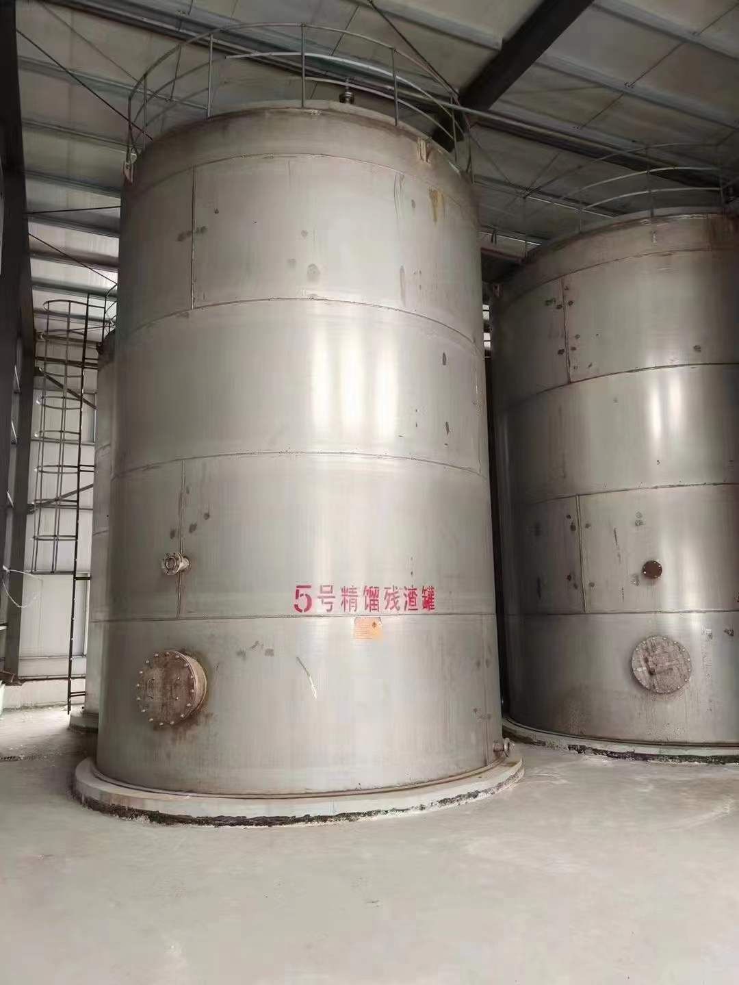 轉(zhuǎn)讓不銹鋼儲罐，食品級不銹鋼儲罐多臺
