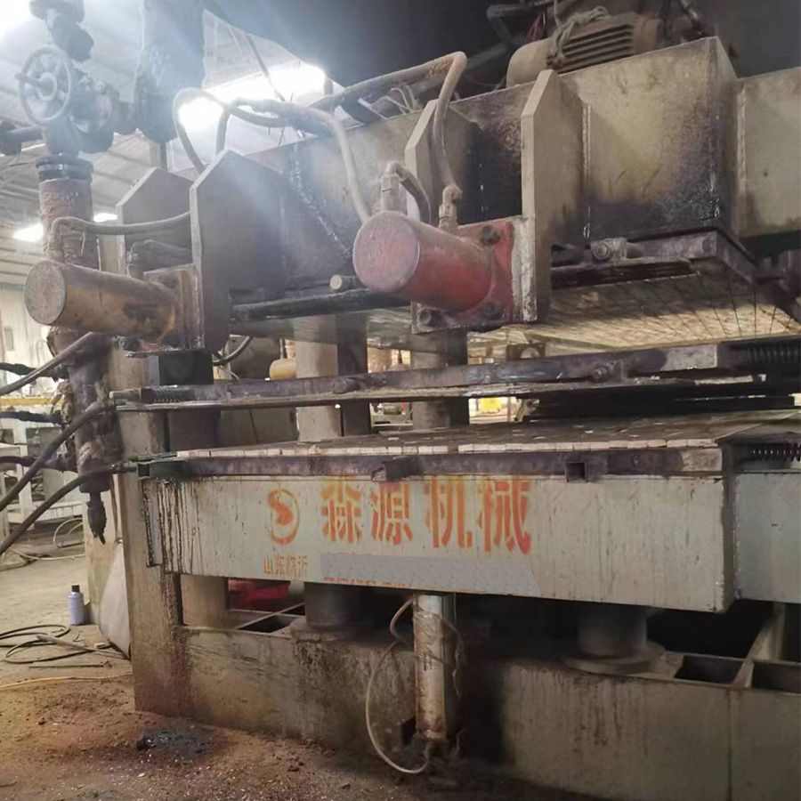 轉(zhuǎn)讓二手三壓二拼板熱壓機(jī) 臨沂森源產(chǎn) 壓板鍍鉻開槽拼板熱壓機(jī)