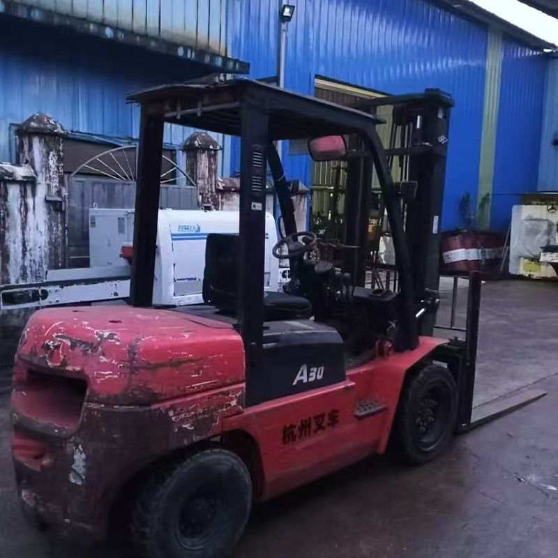 轉(zhuǎn)讓3噸杭州叉車 帶側(cè)移 升高3.6米 叉齒1.5米 型號(hào)CPC30-