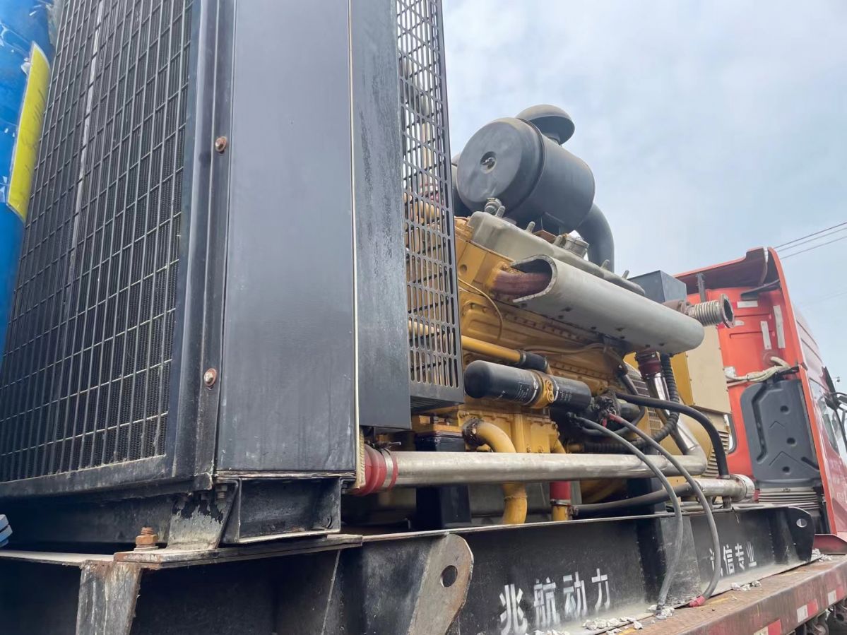 轉(zhuǎn)讓一臺(tái)九成新二手500型發(fā)電機(jī)