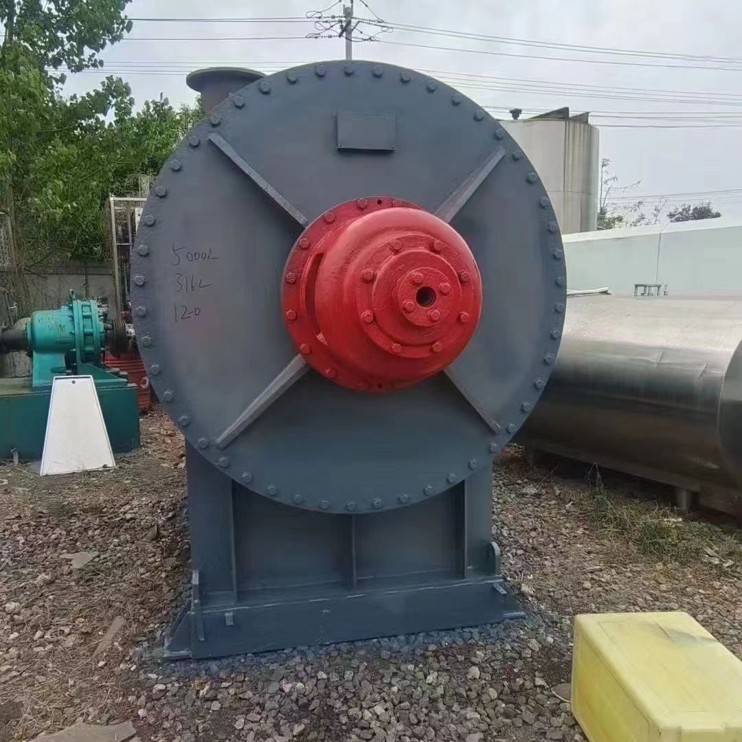 轉(zhuǎn)讓二手九成新5000L耙式干燥機(jī)，材質(zhì)316L