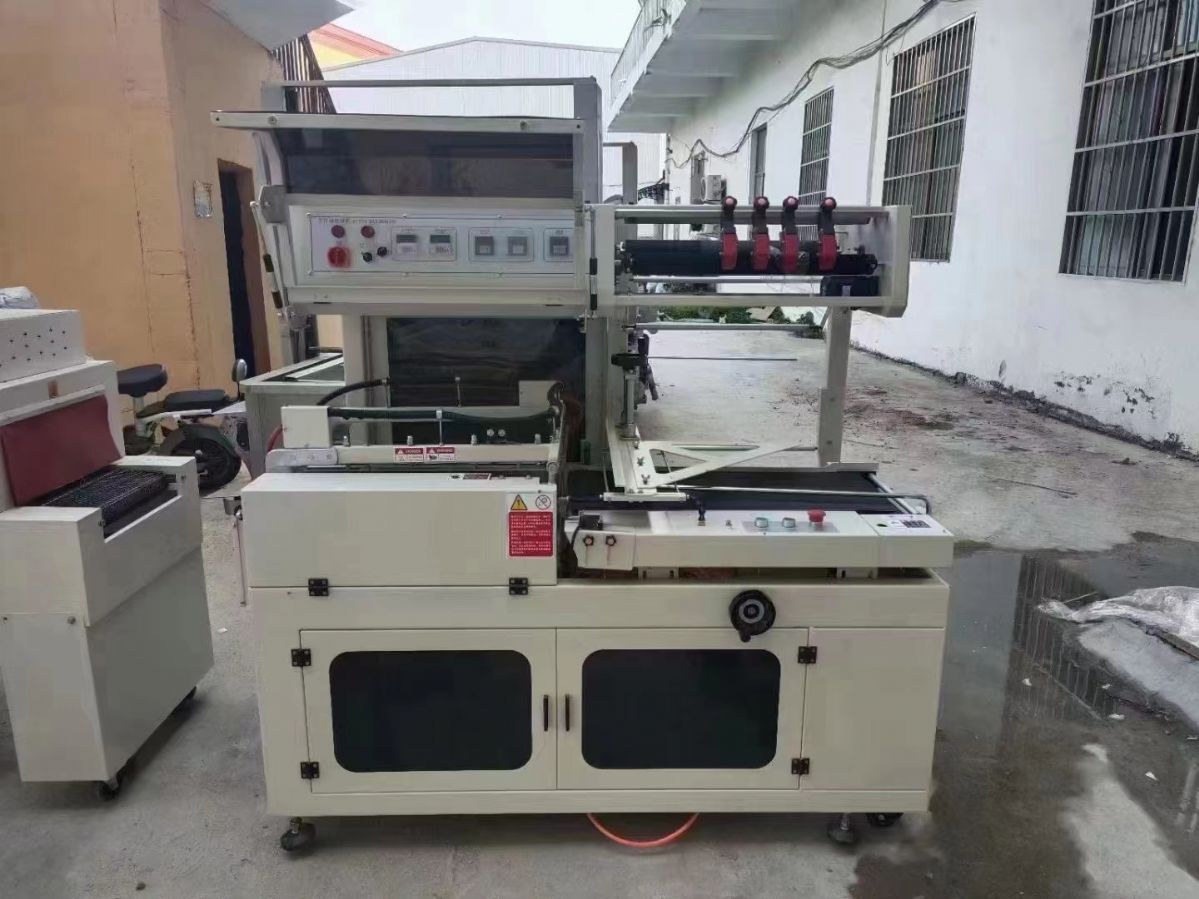 轉(zhuǎn)讓一臺(tái)九成新二手450封切機(jī)，帶密接功能