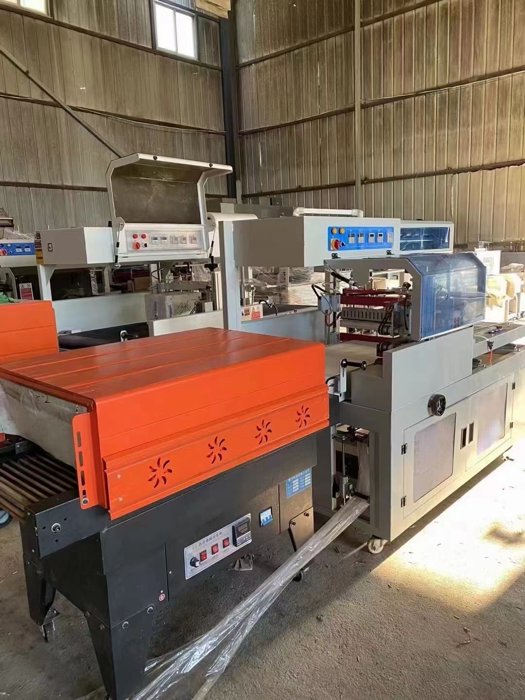 轉讓9成新二手550封切機,全套