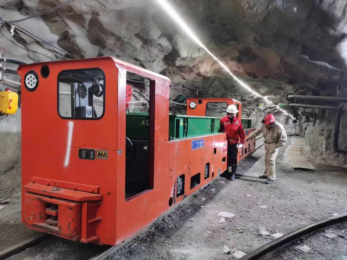 二手礦用牽引電機(jī)車