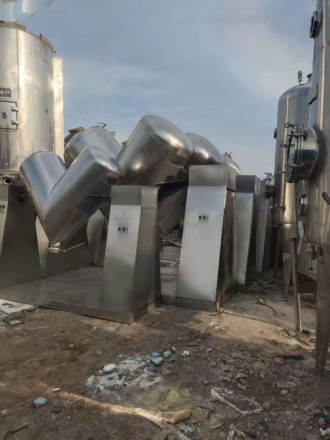 轉讓二手V型混合機 容積1000L-4000L高效V型混合機