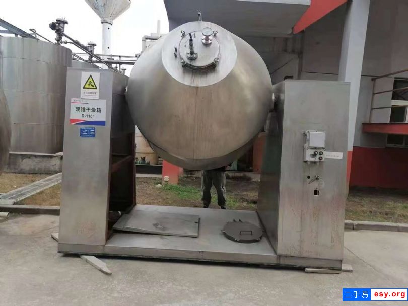 轉(zhuǎn)讓二手雙錐干燥機(jī) 兩臺(tái)3000L搪瓷雙錐干燥機(jī)
