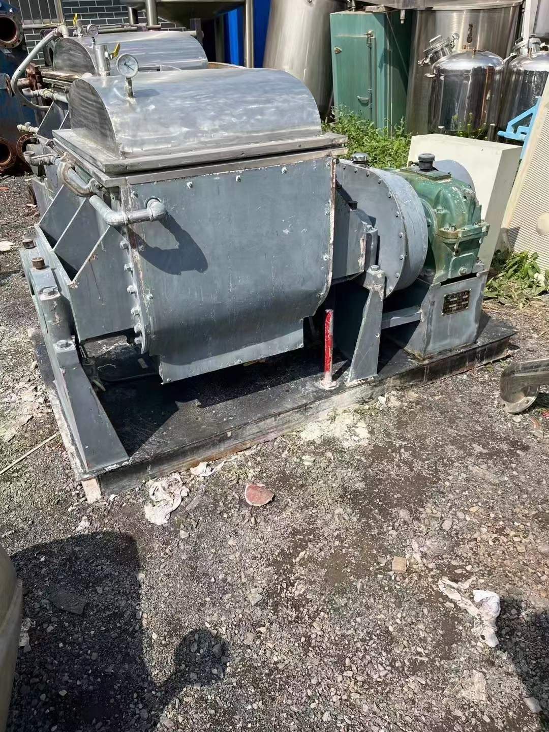 轉讓二手真空捏合機 一臺容積250L液壓翻缸翻蓋捏合機