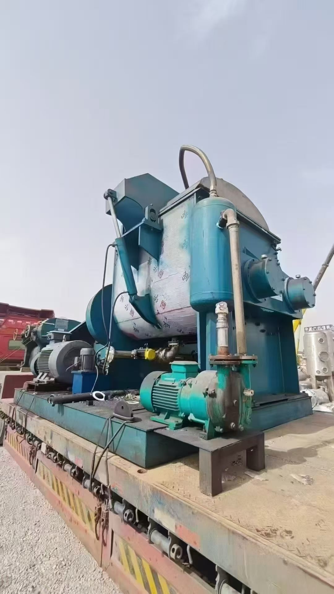 转让二手真空捏合机 一台容积3000升翻缸翻盖真空捏合机