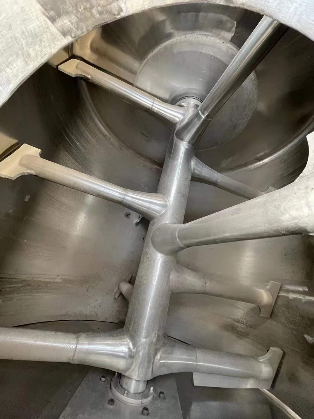 轉(zhuǎn)讓二手耙式干燥機 一臺3立方全開式鏡面拋光耙式干燥機