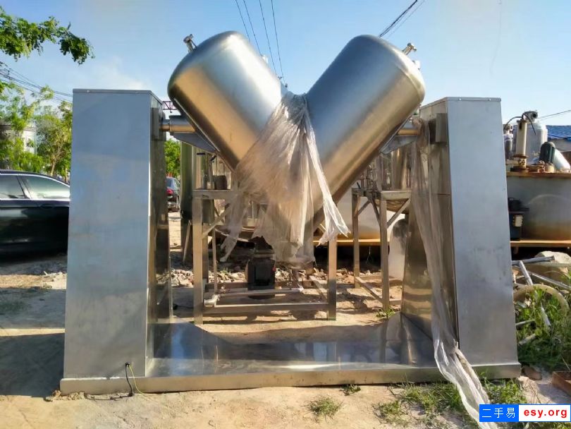 二手混合機(jī) 1000升內(nèi)置強(qiáng)制攪拌v型混合機(jī)