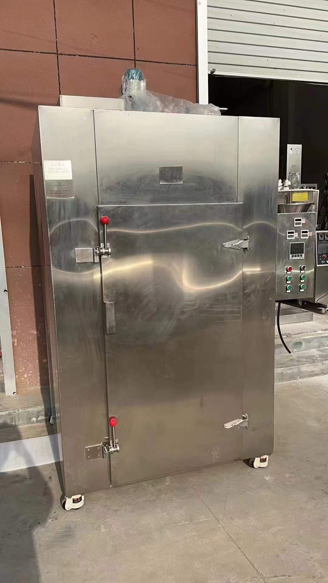 轉讓二手熱風烘箱 一臺單門單車24盤電汽兩用循環(huán)烘箱