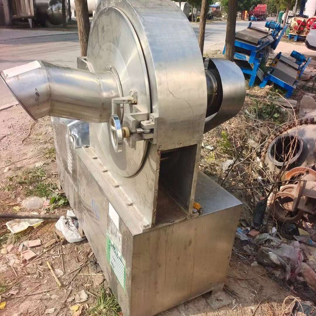 轉(zhuǎn)讓二手*粉碎機(jī) 一臺600型錘片式*粉碎機(jī)