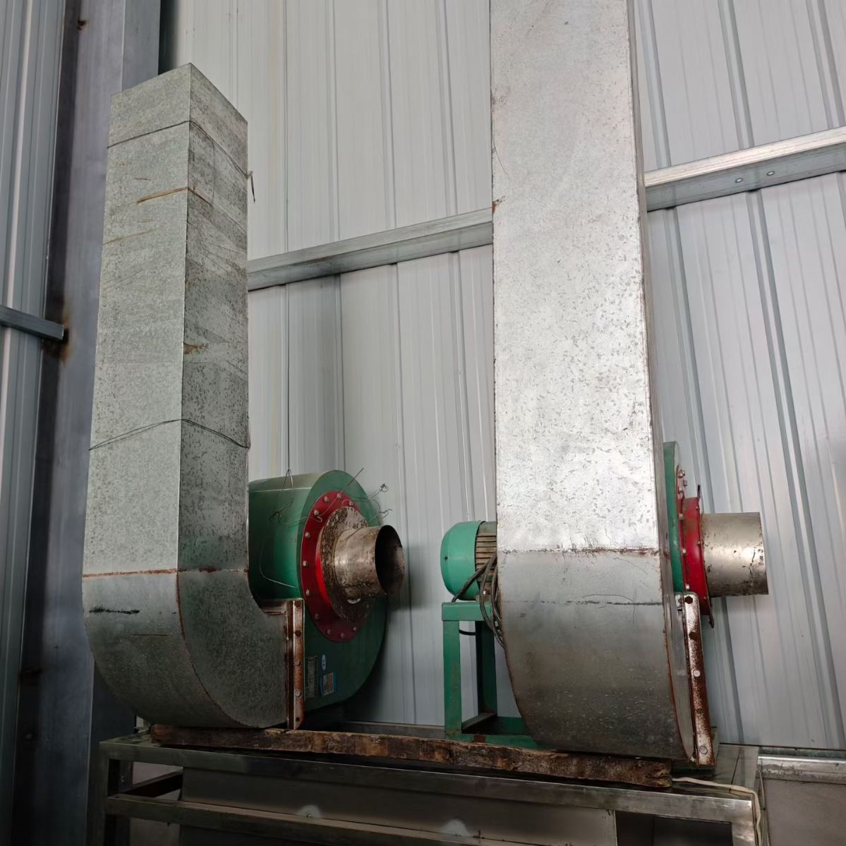 转让二手微波干燥机 一台功率100千瓦山东立威产水冷式微波干燥机