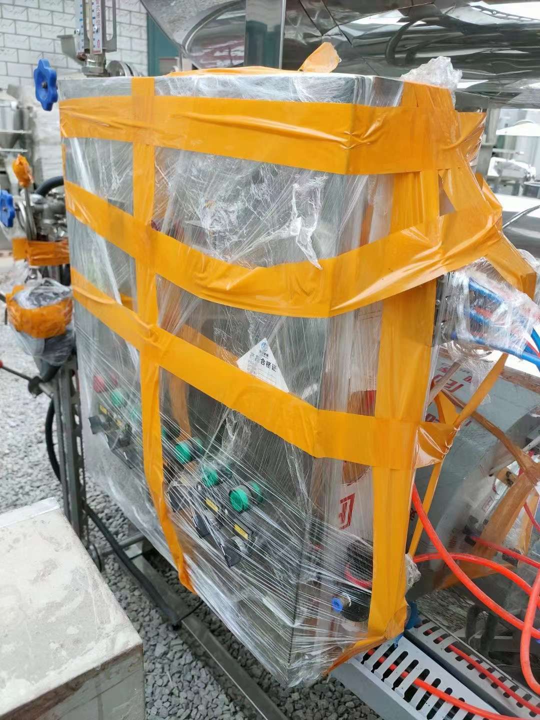 轉(zhuǎn)讓二手雙層殺菌鍋 一套容積1.96立方電加熱雙層殺菌鍋