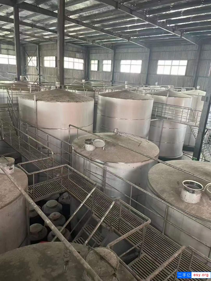 轉(zhuǎn)讓二手不銹鋼儲罐 20立方-60立方白酒立式儲酒罐