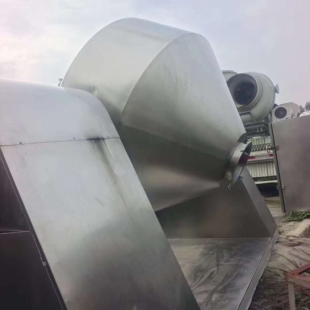 轉(zhuǎn)讓二手雙錐干燥機 一臺5000L316L材質(zhì)不銹鋼雙錐干燥機