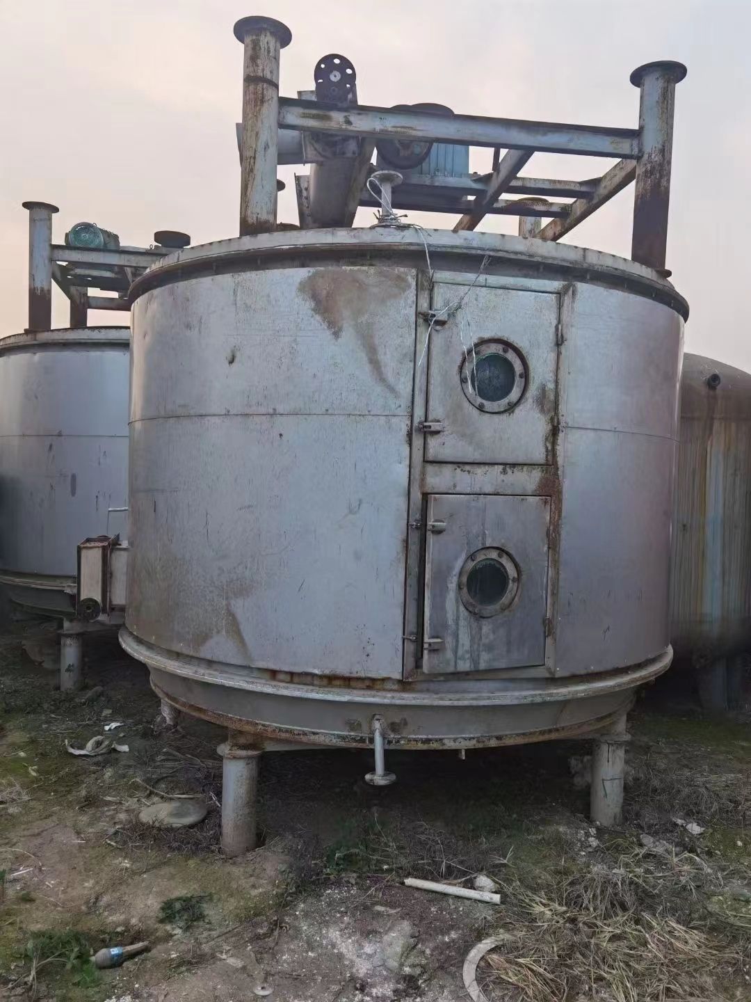 轉讓二手盤式干燥機 三臺40平方連續(xù)式盤式干燥機