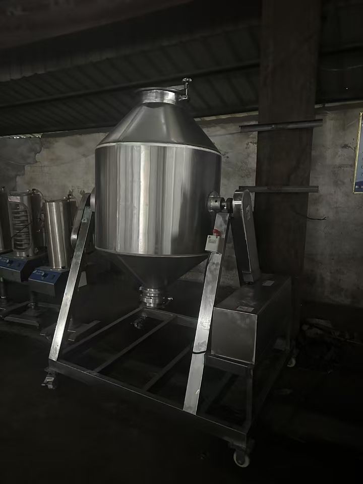 轉(zhuǎn)讓二手腰鼓混合機 一臺容積500L全不銹鋼高效腰鼓混合機