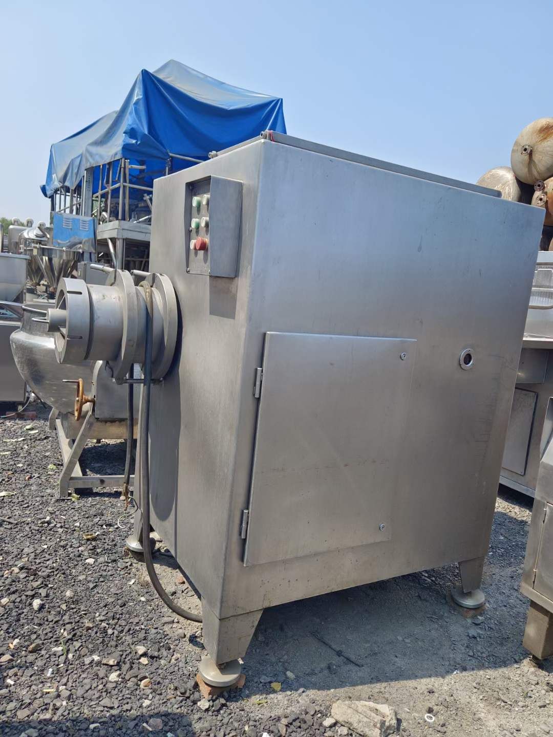 轉(zhuǎn)讓二手絞肉機 一臺250型凍肉絞肉機