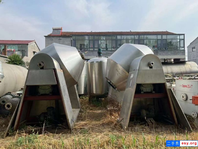 出售二手雙錐干燥機 兩臺2000L搪瓷雙錐干燥機