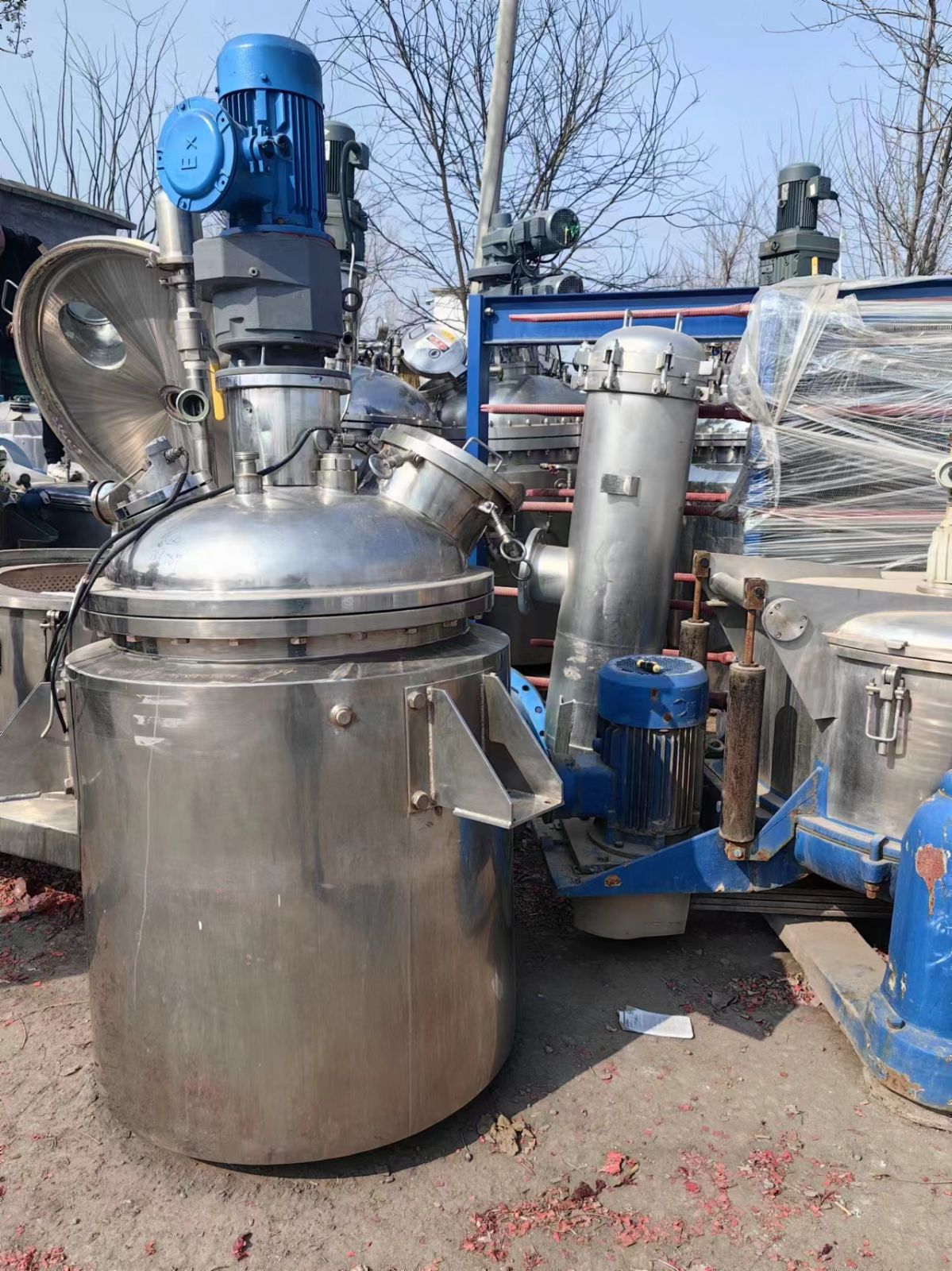 轉(zhuǎn)讓二手不銹鋼反應(yīng)釜 容積500L-1000L內(nèi)外拋光反應(yīng)釜