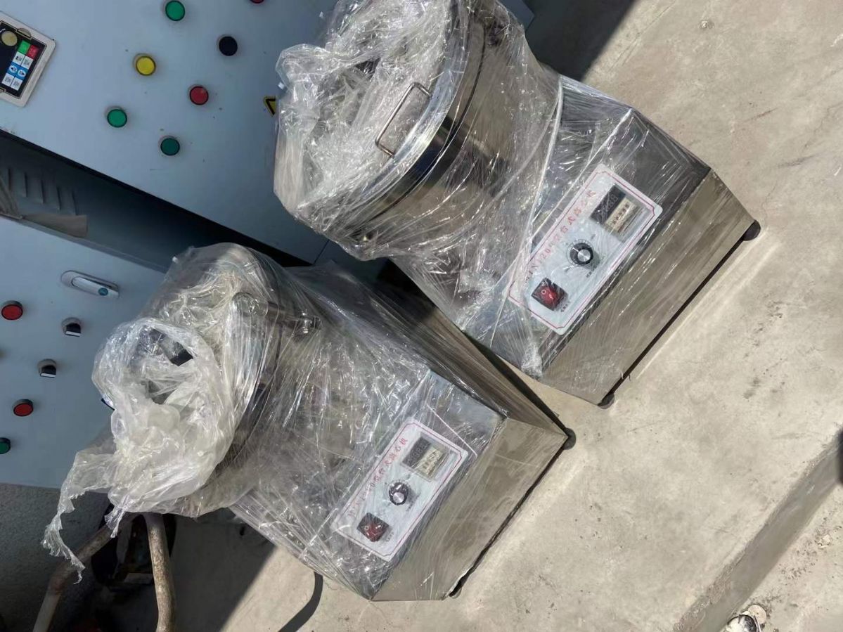 轉讓二手平板離心機 兩臺20升實驗型臺式離心機