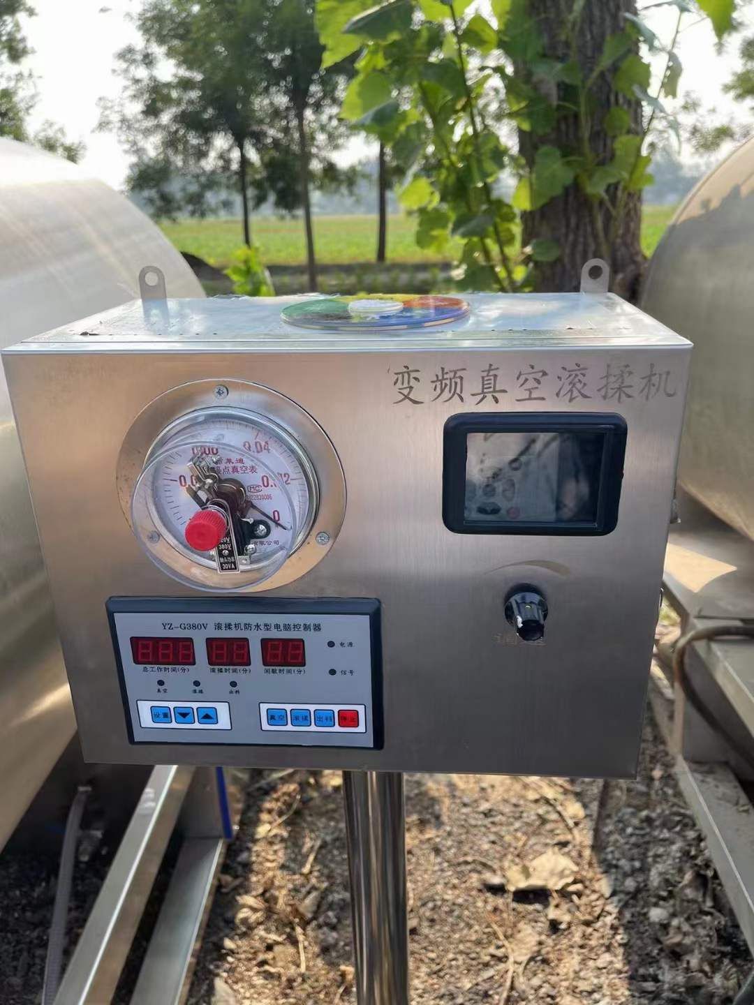 轉(zhuǎn)讓二手真空滾揉機(jī) 800L-1300L真空變頻滾揉機(jī)